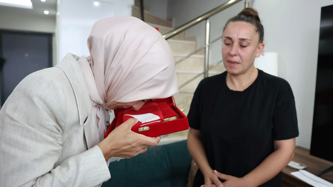 Foto - Bakan Göktaş teslim etti: Cumhurbaşkanı Erdoğan'dan şehit ailesine mektup