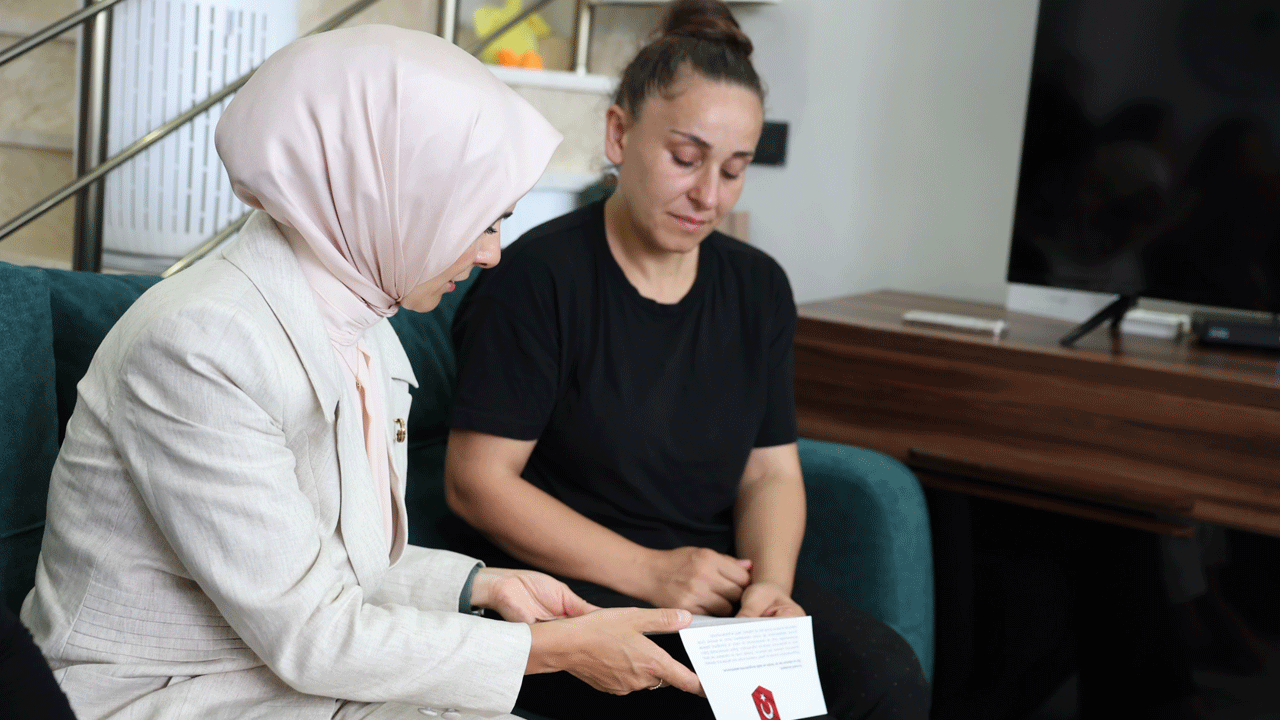 Foto - Bakan Göktaş teslim etti: Cumhurbaşkanı Erdoğan'dan şehit ailesine mektup