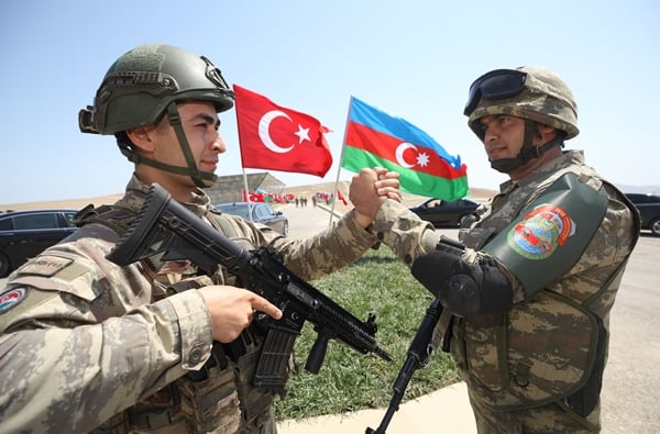 Foto - Bakan Hulusi Akar: Azerbaycan yalnız değildir