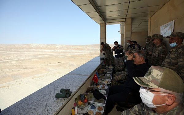Foto - Bakan Hulusi Akar: Azerbaycan yalnız değildir