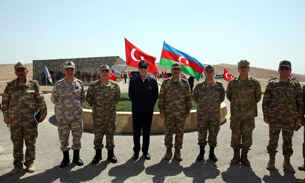 Foto - Bakan Hulusi Akar: Azerbaycan yalnız değildir