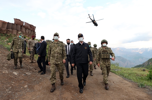 Foto - Bakan Hulusi Akar etkisiz hale getirilen terörist sayısını açıkladı