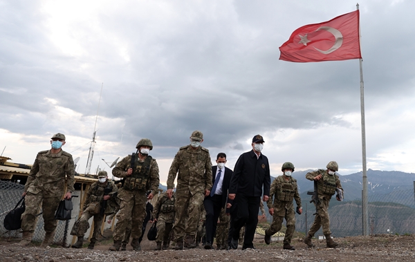 Foto - Bakan Hulusi Akar etkisiz hale getirilen terörist sayısını açıkladı
