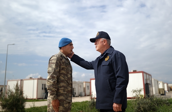 Foto - Bakan Hulusi Akar ülkesine dönen Suriyelilerin sayısını açıkladı