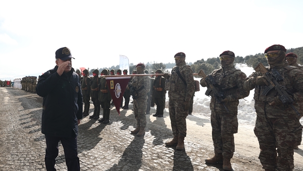 Foto - Bakan Hulusi Akar'dan çok net mesaj: Şehitlerimizin kanını yerde bırakmayız