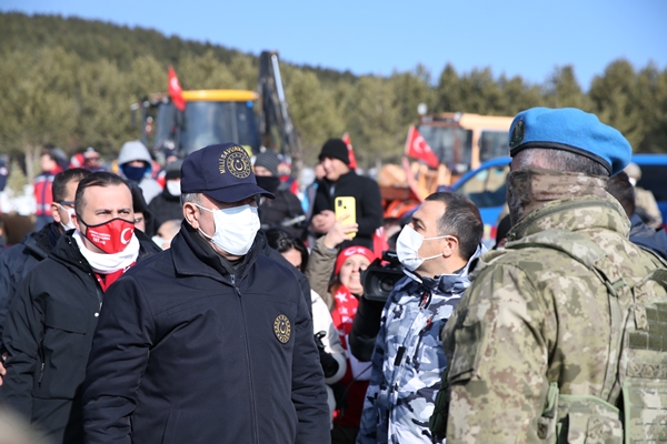 Foto - Bakan Hulusi Akar'dan çok net mesaj: Şehitlerimizin kanını yerde bırakmayız