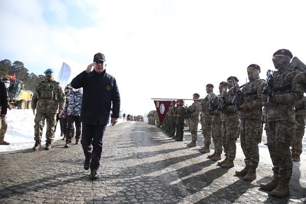 Foto - Bakan Hulusi Akar'dan çok net mesaj: Şehitlerimizin kanını yerde bırakmayız