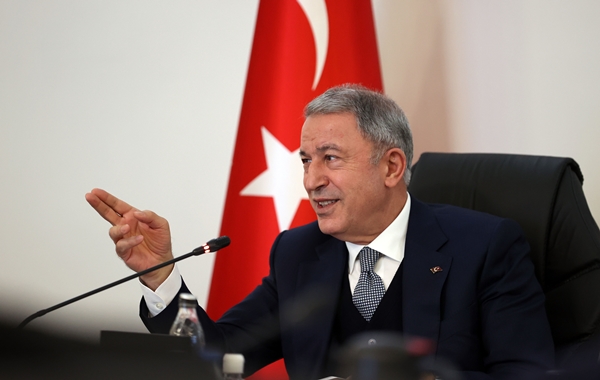 Foto - Bakan Hulusi Akar'dan tam isabet