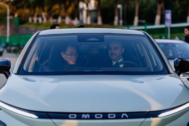 Foto - Bakan Kacır’dan Chery’nin elektrikli modeli OMODA E5’e tam not! Beraberindeki heyet ile birlikte test etti!