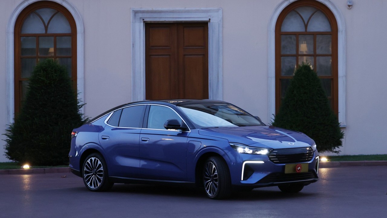 Foto - Bakan Kacır'dan Togg'a ilişkin paylaşım: Şimdi yeni bir sayfa açıyoruz! Cumhurbaşkanı Erdoğan'a T10F'nin ilk teslimatı yapıldı