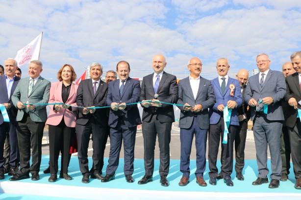 Foto - Bakan Karaismailoğlu duyurdu! '100 yıllık ihtiyaç 20 yılda tamamlandı'