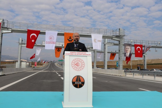Foto - Bakan Karaismailoğlu duyurdu! '100 yıllık ihtiyaç 20 yılda tamamlandı'