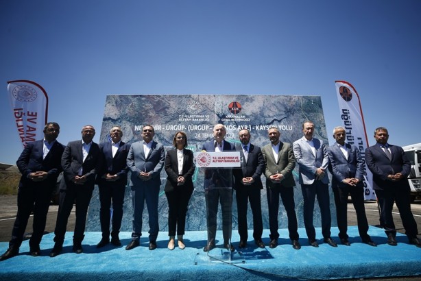 Bakan Karaismailoğlu: Milletimiz farkında
