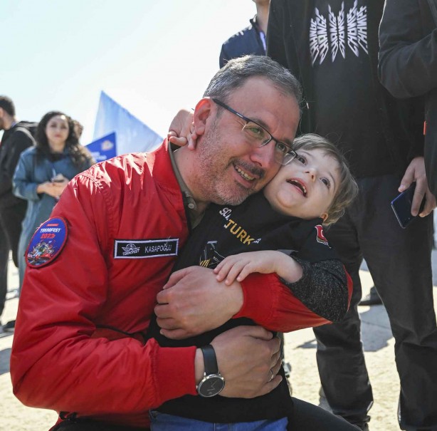 Foto - Bakan Kasapoğlu Teknofest'te... Dünya tam anlamıyla çıldıracak...
