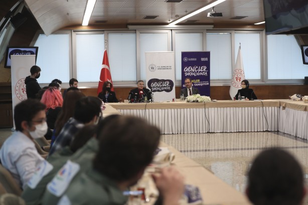 Foto - Bakan Kasapoğlu ve Aziz Sancar, gençlerle buluştu