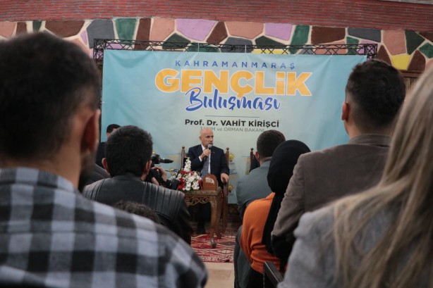 Foto - Bakan Kirişçi'den 6'lı masaya aday tepkisi! "13 değil 133 defa toplansanız..."