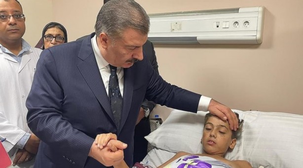 Foto - Bakan Koca Mısır'da! Türkiye'den Gazzelilere yardım eli 