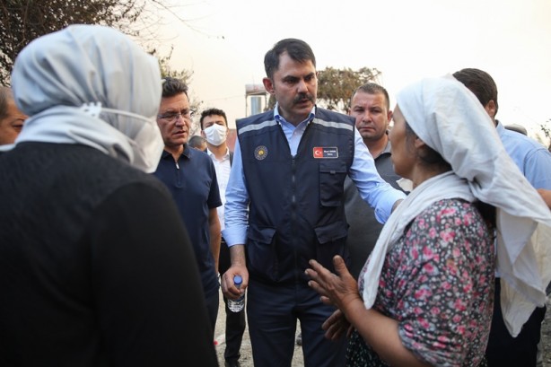 Foto - Bakan Kurum Manavgat'ta: Yaralar en yakın sürede sarılacak