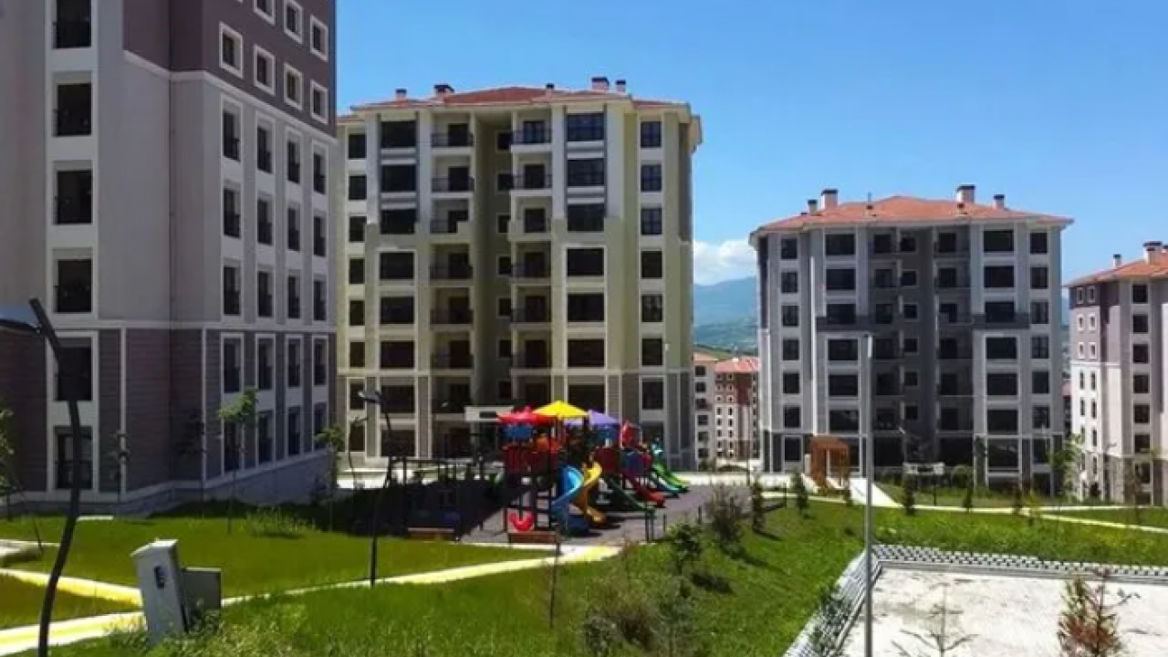 Foto - Bakan Kurum’dan gençlere ve 3 çocuklu ailelere sosyal konut müjdesi! Detayları bugün Erdoğan açıklayacak