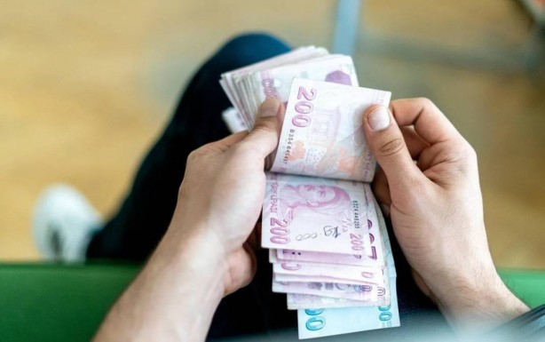 Foto - Bakan Mehmet Şimşek'in memur ve emekliler için düşündüğü zam oranı sızdırıldı! Ankara kulisleri bu haberle çalkalanıyor! İşte o şok eden rakam