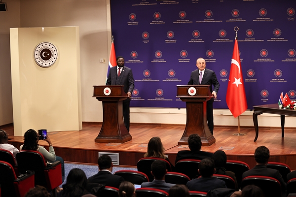 Foto - Bakan Mevlüt Çavuşoğlu'ndan skandal karara sert tepki