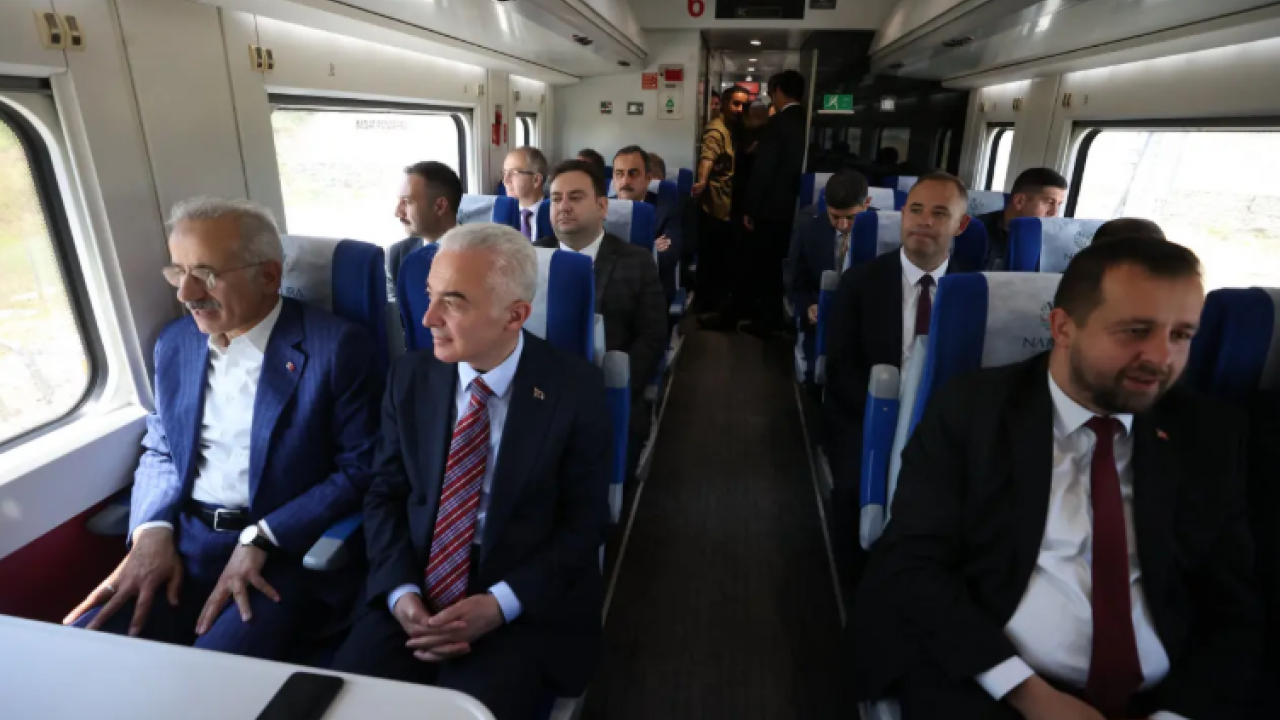 Bakan müjdeyi duyurdu: Yolculuk 4 saatten 1,5 saate düşecek!