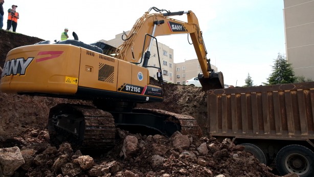 Foto - Bakan Murat Kurum paylaştı: İlk kazma vuruldu