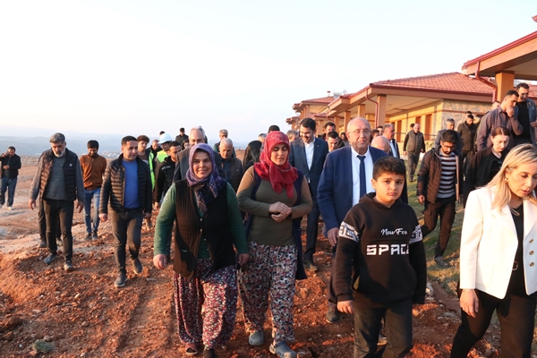 Foto - Bakan Murat Kurum’dan mahalle muhtarına "cami lojmanı" sözü