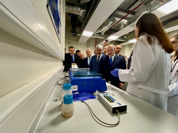 Foto - Bakan Mustafa Varank duyurdu: Kritik konularda dünyada öncü olacak!