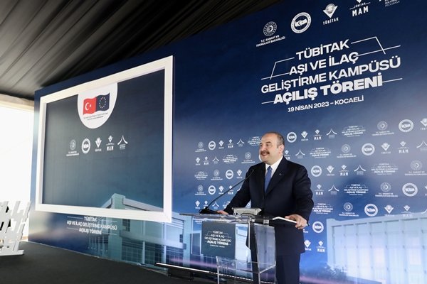 Bakan Mustafa Varank duyurdu: Kritik konularda dünyada öncü olacak!