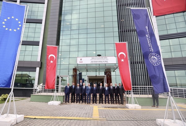 Foto - Bakan Mustafa Varank duyurdu: Kritik konularda dünyada öncü olacak!