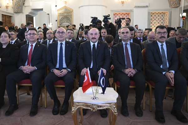 Bakan Mustafa Varank duyurdu: Testleri artık Türkiye'de yapılacak!