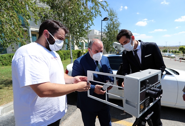 Foto - Bakan Mustafa Varank: Gördüğümde çok etkilendim
