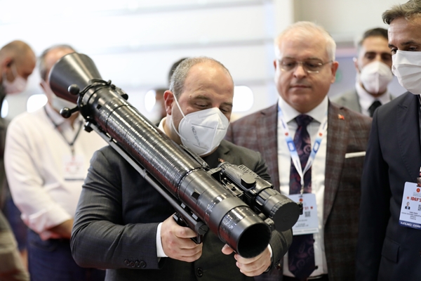 Foto - Bakan Mustafa Varank ilk yerli ve milli işlemci "Çakıl"ı değerlendirdi: Gurur projemiz