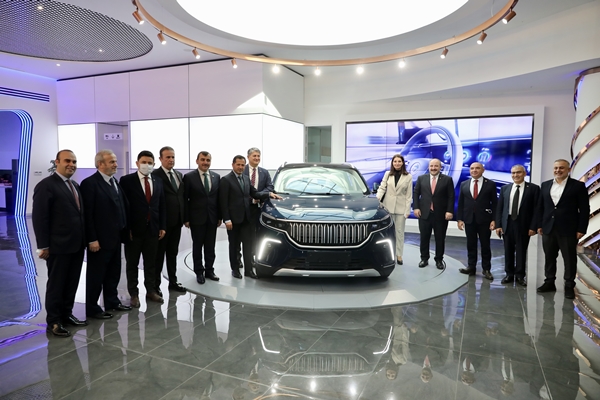 Foto - Bakan Mustafa Varank'tan heyecanlandıran "yerli otomobil" açıklaması