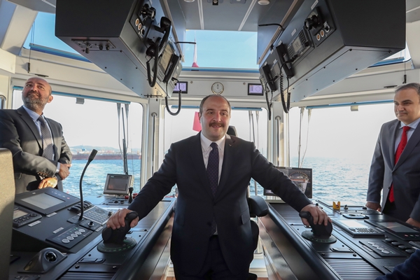 Foto - Bakan Mustafa Varank'tan tam not... Sipariş yağıyor