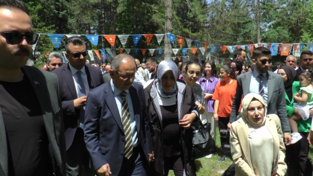 Foto - Bakan Özhaseki: "Sorunlarımız elbette var ama çözecek güç de Cumhur İttifakı'ndaki birlikte var"
