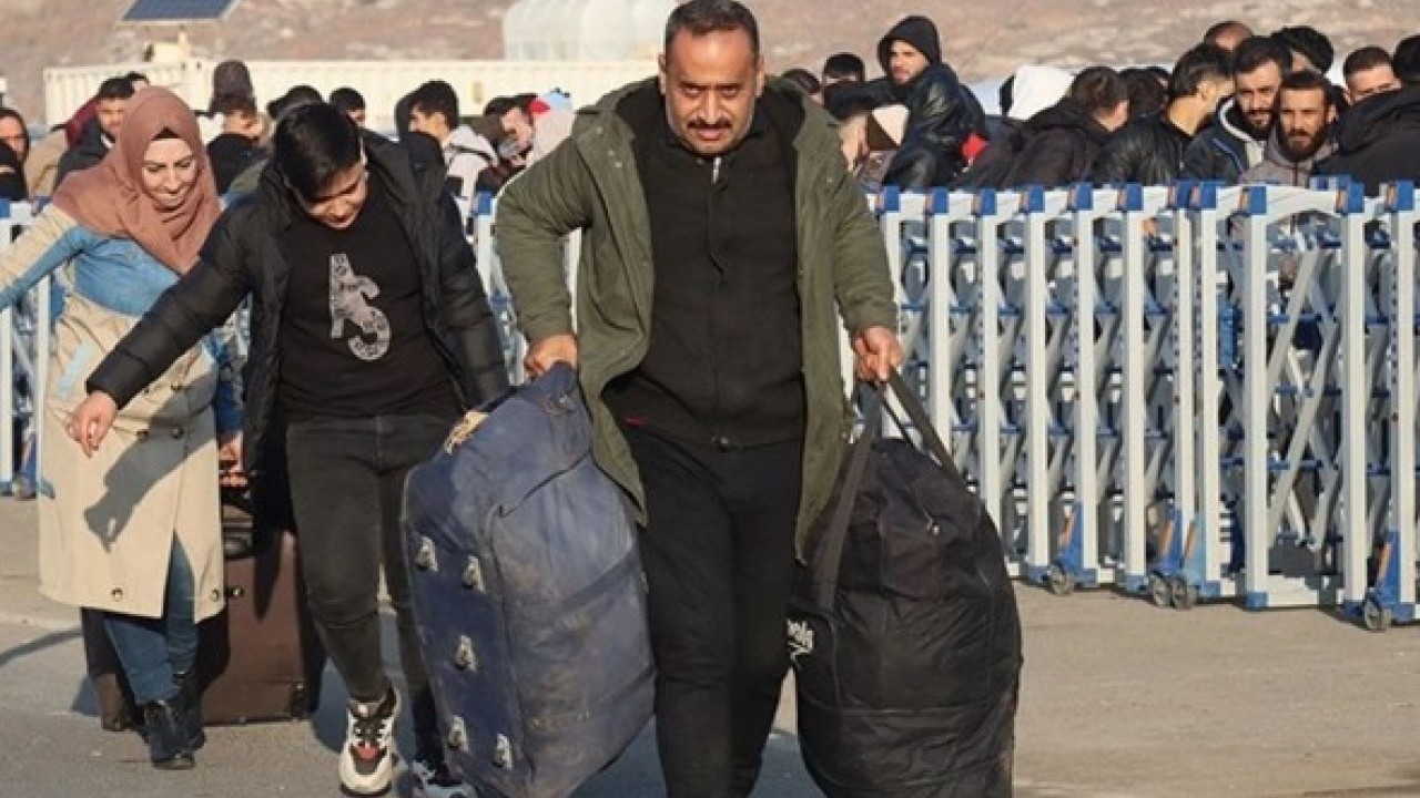 Foto - Bakan rakamları açıkladı: İşte ülkesine dönen Suriyeli sayısı!