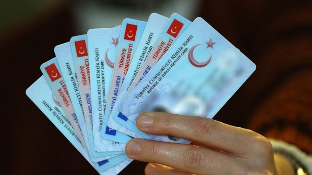 Bakan Soylu duyurdu! Ehliyet ve kimliklerde yeni dönem