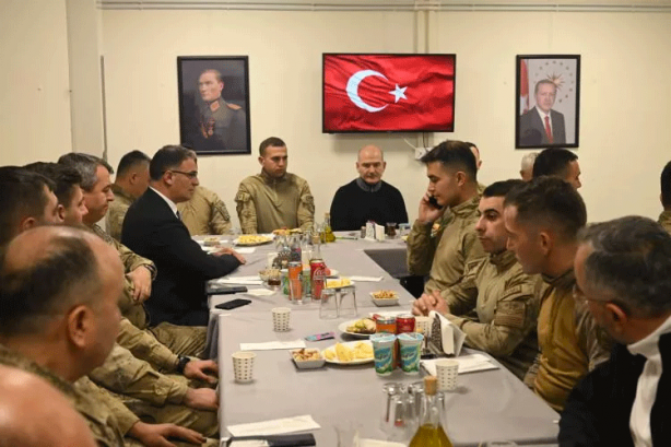 Foto - Bakan Soylu Tendürek’ten mesaj verdi! Çatla Sodom Gomore, patla Bizans ve Roma