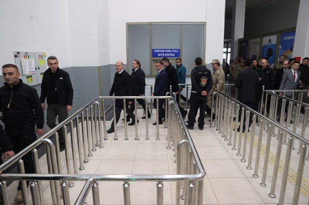 Foto - Bakan Soylu, Türkiye-İran sınırında