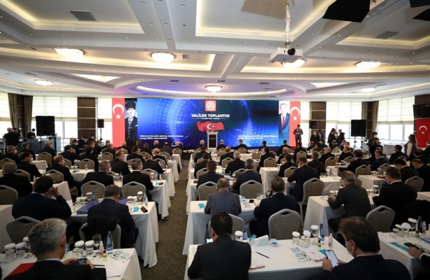 Foto - Bakan Soylu, valilerle bir araya geldi