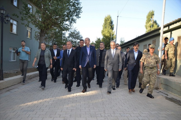 Foto - Bakan Soylu: Yakındır tepenize bineceğiz