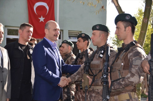 Foto - Bakan Soylu: Yakındır tepenize bineceğiz