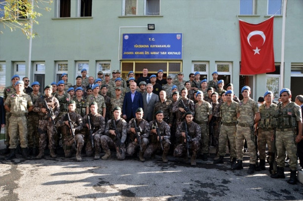 Foto - Bakan Soylu: Yakındır tepenize bineceğiz