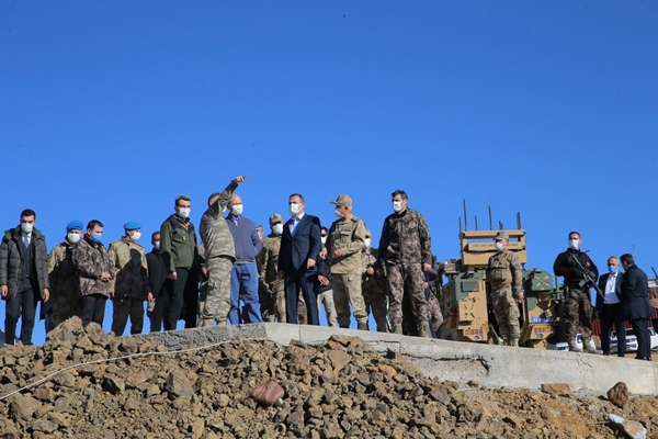 Foto - Bakan Süleyman Soylu bir dönem terör nedeniyle girilemeyen bölgede kahvesini yudumladı