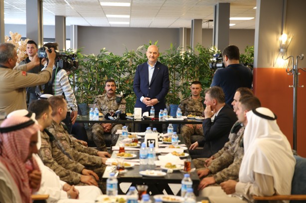 Foto - Bakan Süleyman Soylu kritik noktada