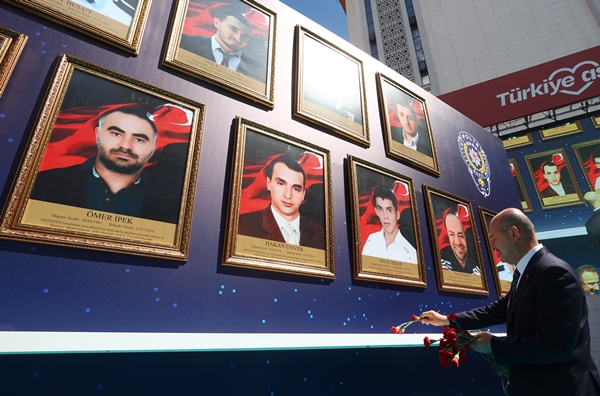 Foto - Bakan Süleyman Soylu'dan çok net mesaj: Mezarları dahi bu topraklara layık olamayacak