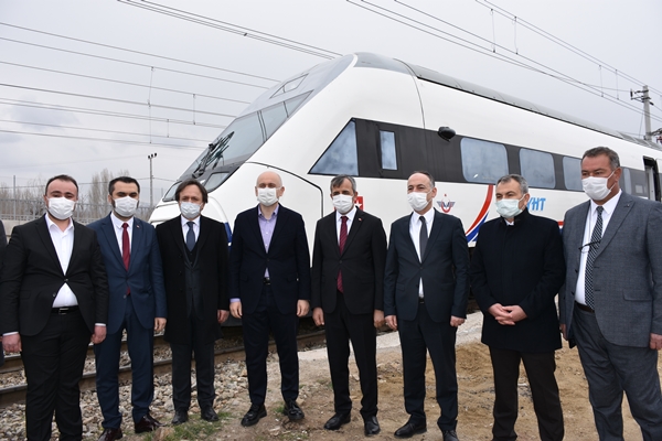 Foto - Bakan tarih verip duyurdu: Ankara-Sivas YHT'de sona gelindi