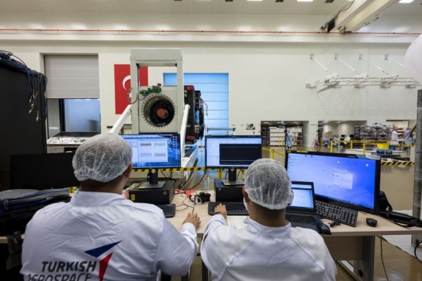 Foto - Bakan Uraloğlu açıkladı! İşte milli uydumuzun uzaya fırlatılacağı tarih